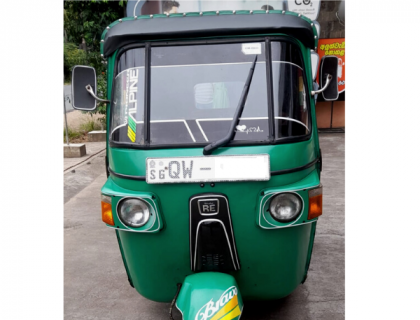 Bajaj 4 Stroke Three-wheeler for sale at Riyasakwala Kegalle